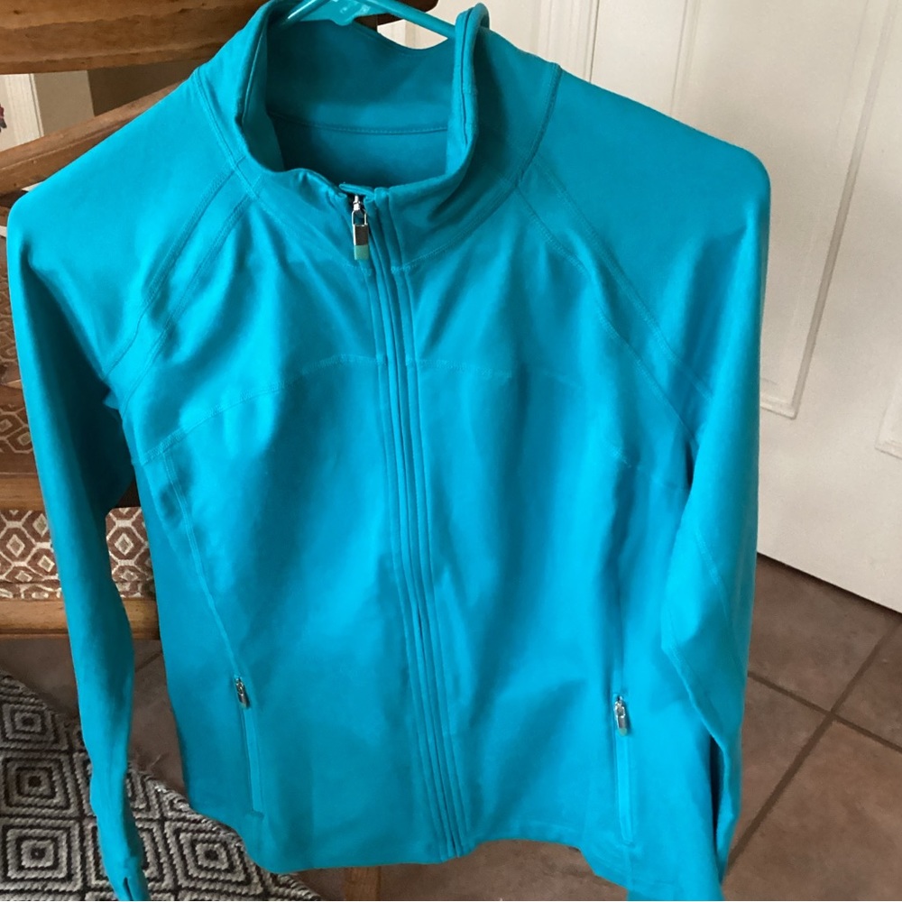 NEVER WORN! GAPBODY FULL ZIP STRETCH ATHLETIC JACKET- SIDE AND INTERIOR POCKETS